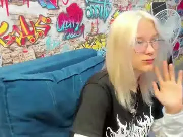 Nika_sm  live sex cam