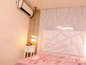 Scarletthaye  live sex cam
