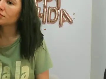 Stayluna  live sex cam