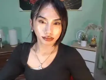 Yourlegalbaby  live sex cam