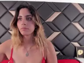 Adrianaharlow  live sex cam