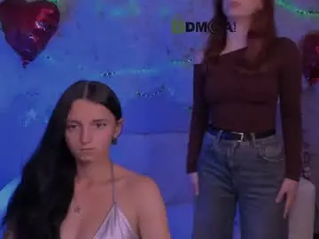 Caroline_honeyy  live sex cam