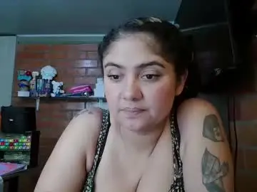 Efy_lopez  live sex cam