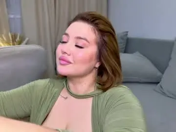 Kylie_lips  live sex cam