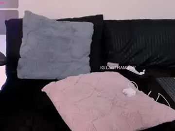 Milavelour  live sex cam