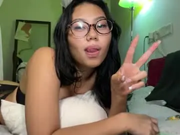 Nikiagorence  live sex cam