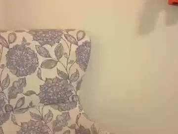 Phatassblond  live sex cam