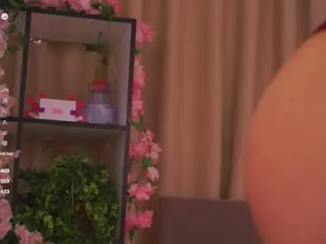 Scarletliips  live sex cam