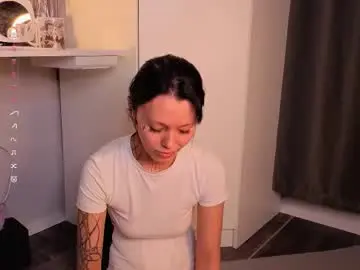 Sweet_throne  live sex cam