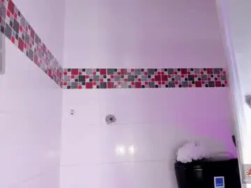 Valeriecute18  live sex cam