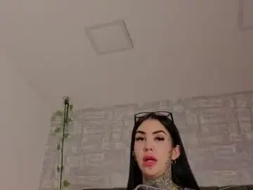 Valerykat_  live sex cam