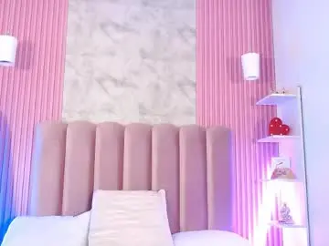 Arianarougee  live sex cam