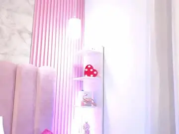 Arianarougee  live sex cam