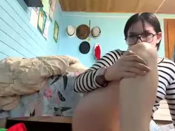 Cherrylbeacher  live sex cam