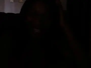 Cumebony_petit  live sex cam