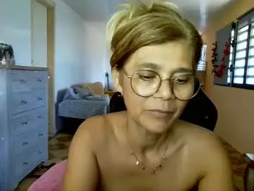 Francelune  live sex cam