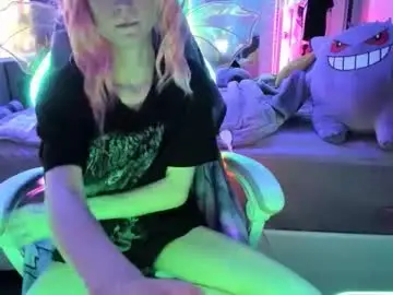 Greeneyedlovexo  live sex cam