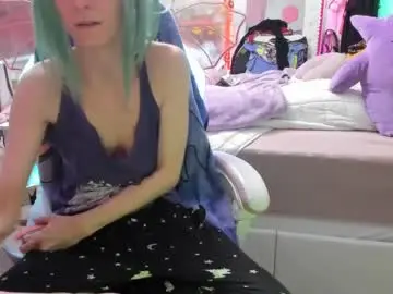 Greeneyedlovexo  live sex cam
