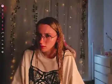 Jenevacustis  live sex cam