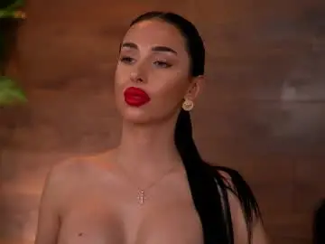 Kairaandrews  live sex cam