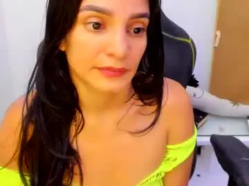 Katiuska_doll_squirt  live sex cam