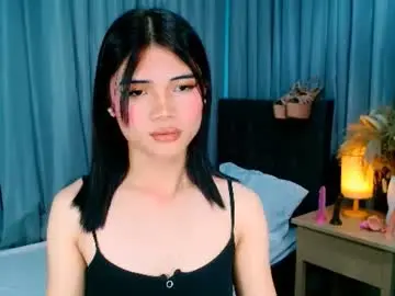 Lyra_veyne  live sex cam