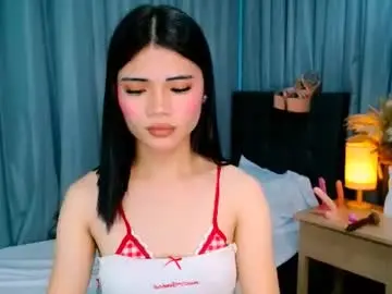 Lyra_veyne  live sex cam