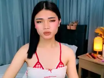 Lyra_veyne  live sex cam