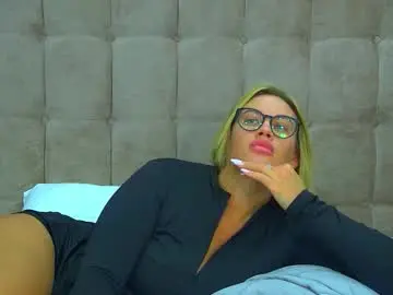 Marianeumann  live sex cam