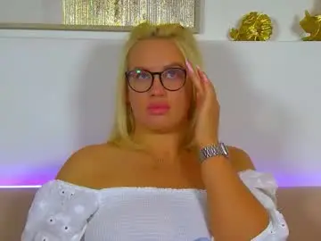 Marianeumann  live sex cam