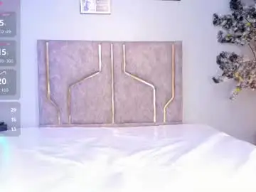 Miaakittyy  live sex cam