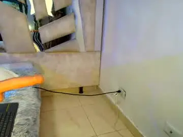 Natalyefoster  live sex cam