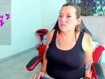 Nicolleegp  live sex cam