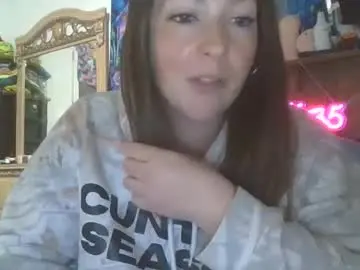 Shymilf535  live sex cam