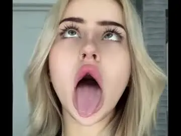 Chloe_moe  live sex cam