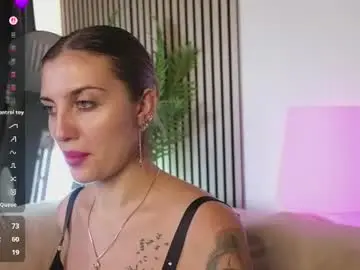 Ema_reese  live sex cam