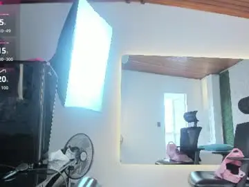 Gaialewis  live sex cam