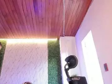 Gaialewis  live sex cam