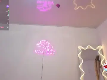 Kittystar_tay  live sex cam