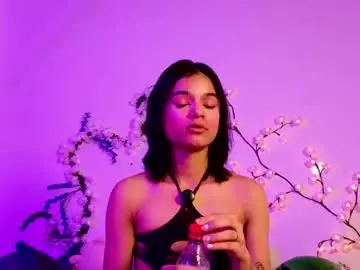 Luna_bella_23  live sex cam