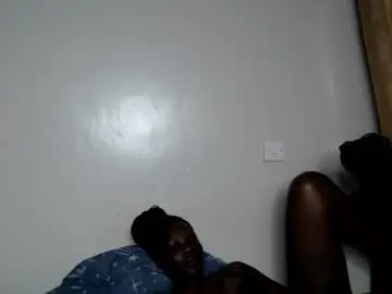 Malia_latifa  live sex cam