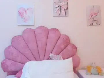 Mila_adamss  live sex cam