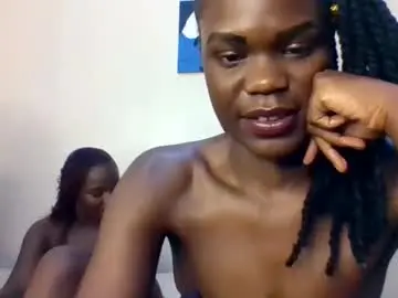 Pretty_naya  live sex cam