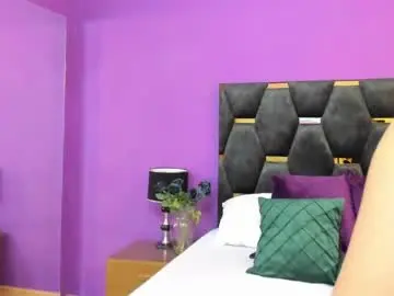 Sccarlettjonnes  live sex cam