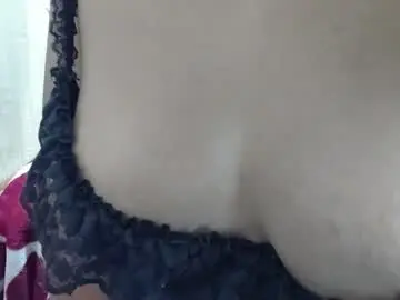 Sheiasian  live sex cam