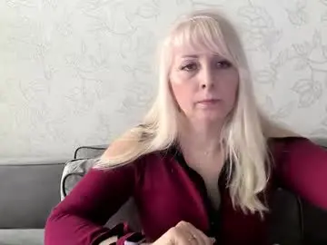 Silkblondevip22  live sex cam