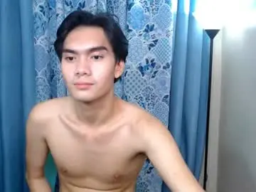 Wildfacker_cale  live sex cam