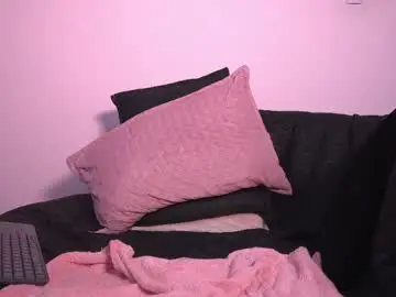 Yahaira_26  live sex cam