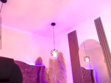 Amara_davis1  live sex cam