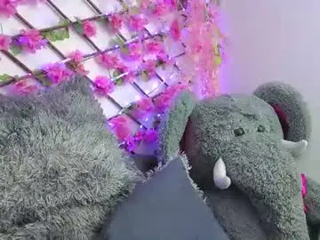 Aria_silk  live sex cam